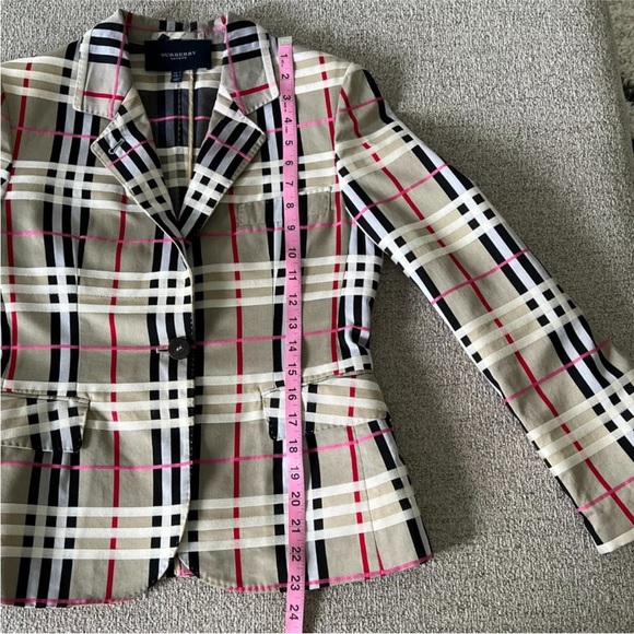 🥳TODAY!!!! BURBERRY LONDON Authentic Muti colored plaid print blazer…Size six!!! - Picture 6 of 9